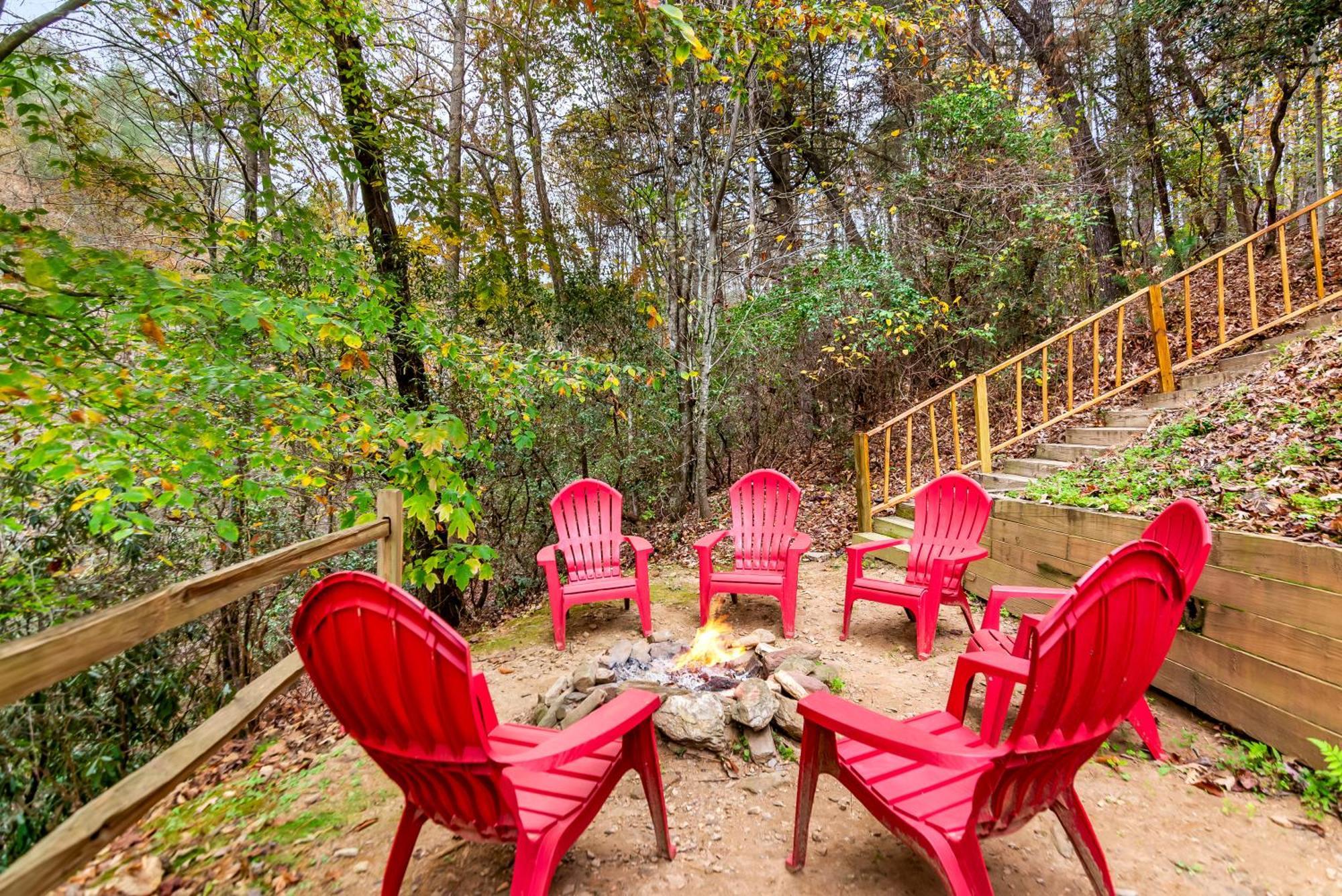Amazing Creek View Cabin W/ Hot Tub, Firepit & Pool Table Елиджей Екстериор снимка